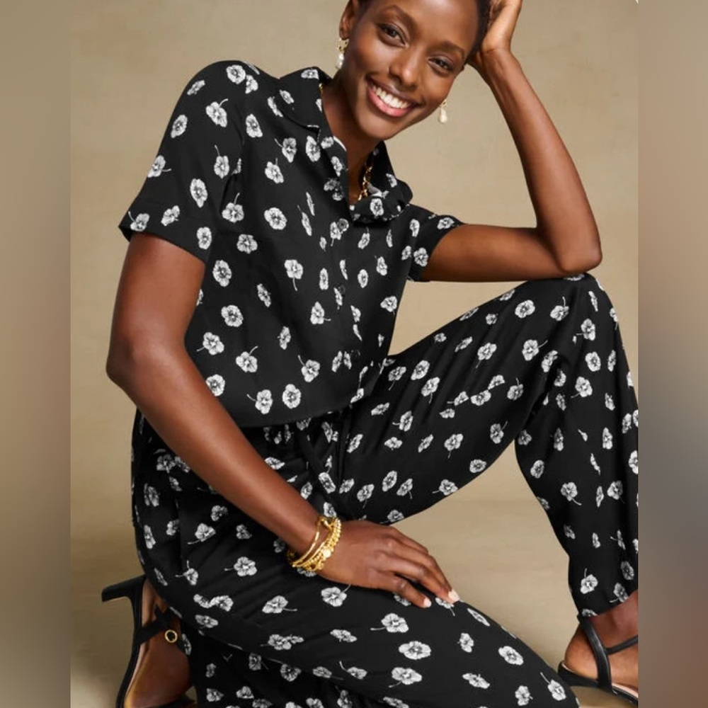 Talbots button top and wide leg pull on pant  - set